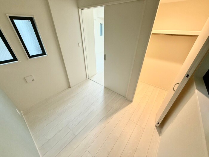 物件内観写真11　(居室)