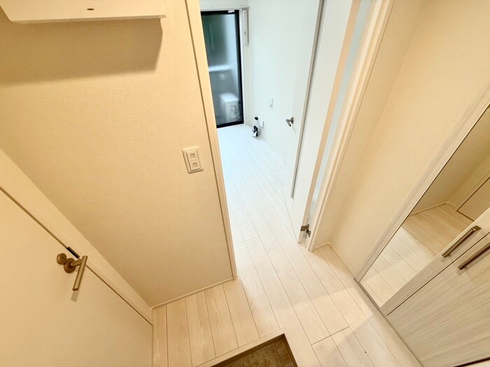物件内観写真20　(廊下)