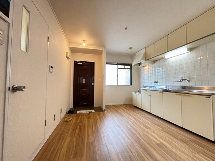 物件内観写真7　(居室)