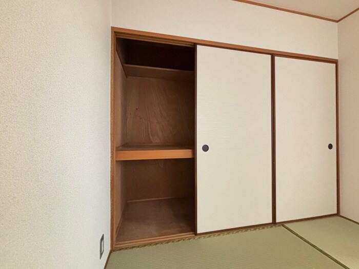 物件内観写真11　(収納)