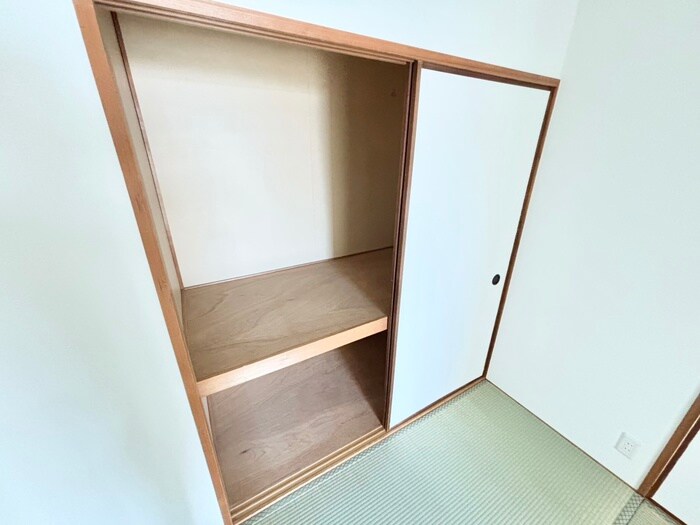 物件内観写真11　(収納)