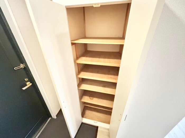 物件内観写真19　(靴箱)