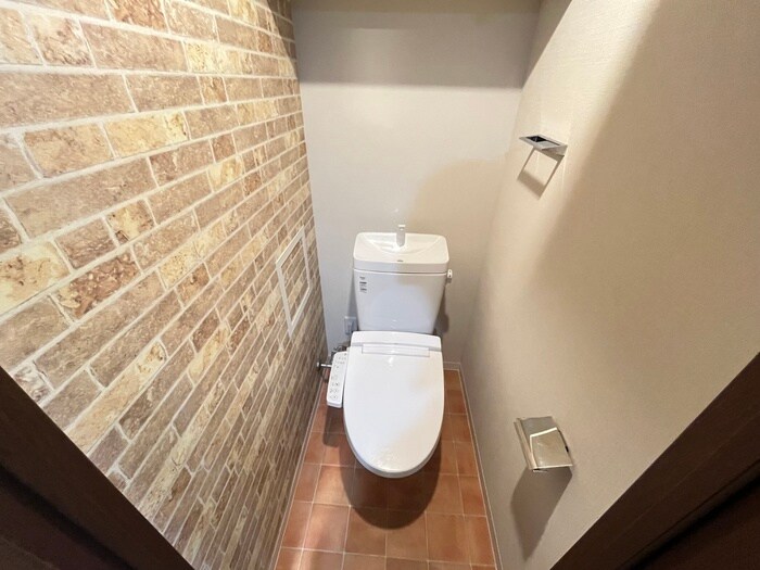 物件内観写真13　(トイレ)