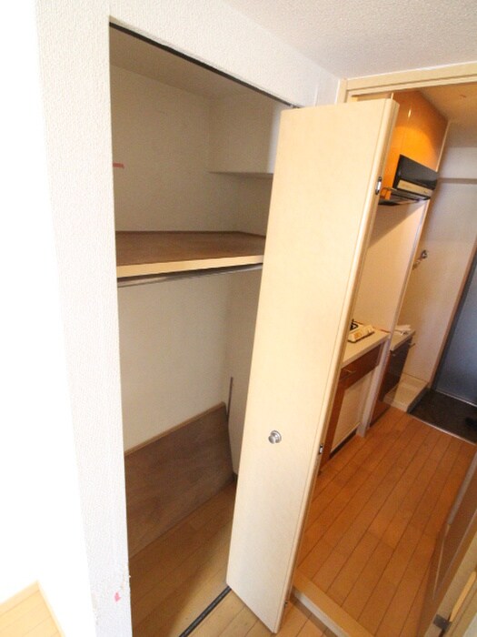 物件内観写真11　(収納)