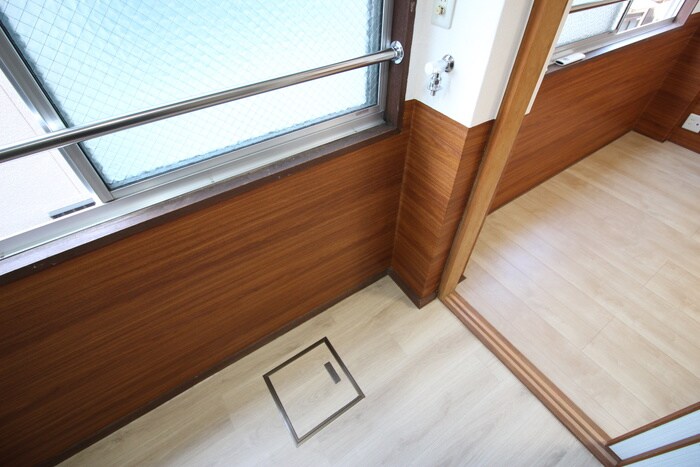 物件内観写真12　(洗濯機置場)