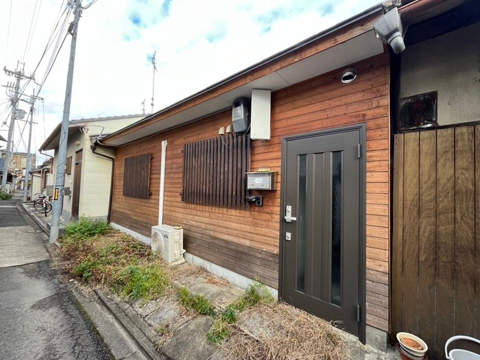 京都市東山区福稲上高松町一戸建の物件外観写真