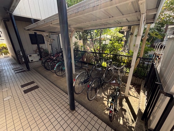 駐輪場