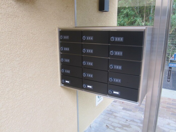 物件外観写真4　(建物設備)