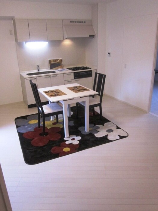 物件内観写真11　(居室)