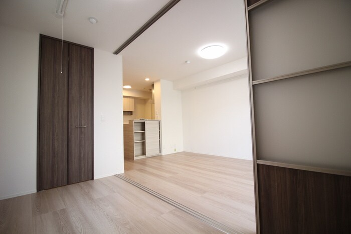 物件内観写真18　(居室)