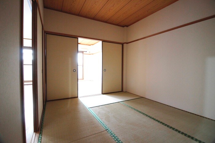 物件内観写真12　(居室)