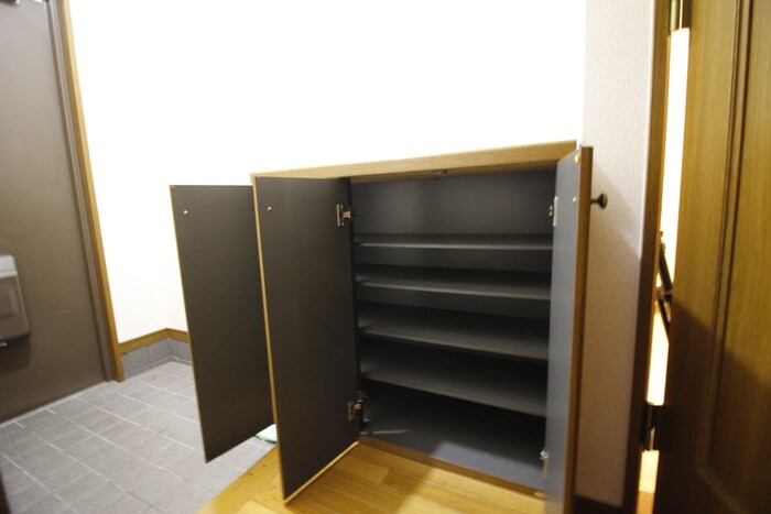 物件内観写真17　(靴箱)