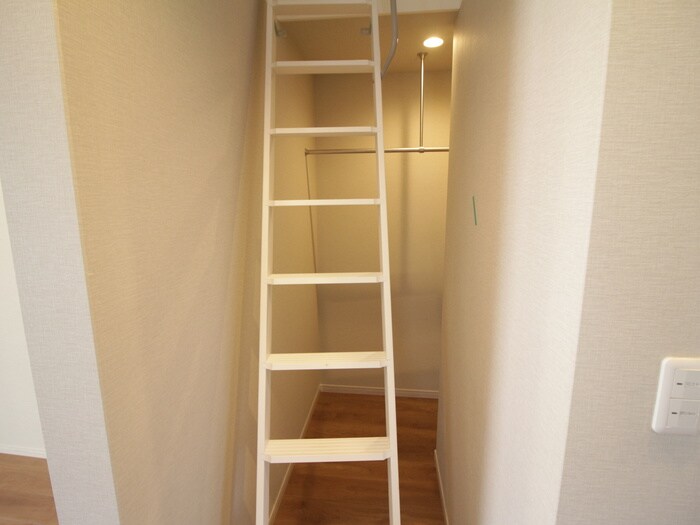 物件内観写真20　(収納)