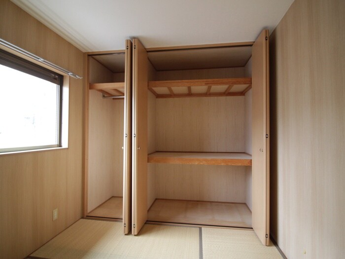 物件内観写真8　(収納)