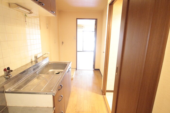 物件内観写真18　(廊下)