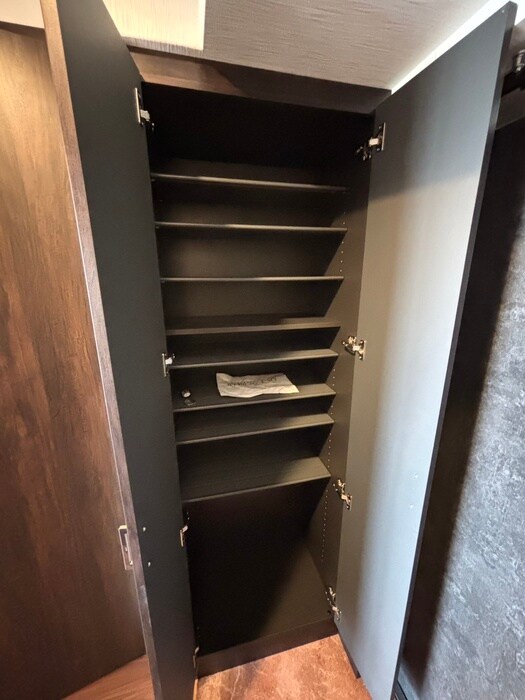 物件内観写真7　(靴箱)