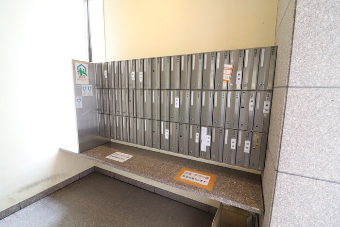 物件外観写真4　(建物設備)