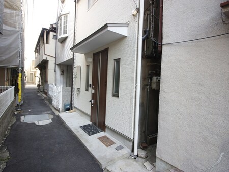 潮路1丁目借家外観写真
