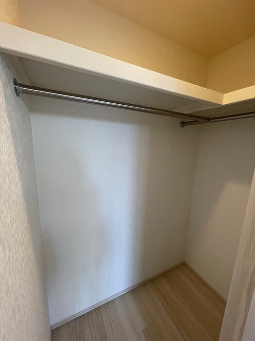 物件内観写真16　(収納)