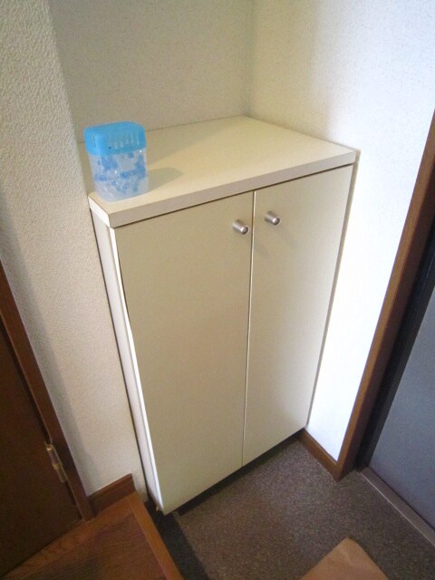 物件内観写真16　(靴箱)