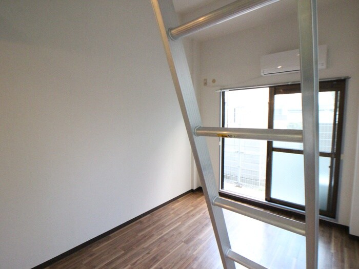 物件内観写真12　(居室)