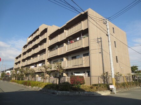 イーストハイム外観写真