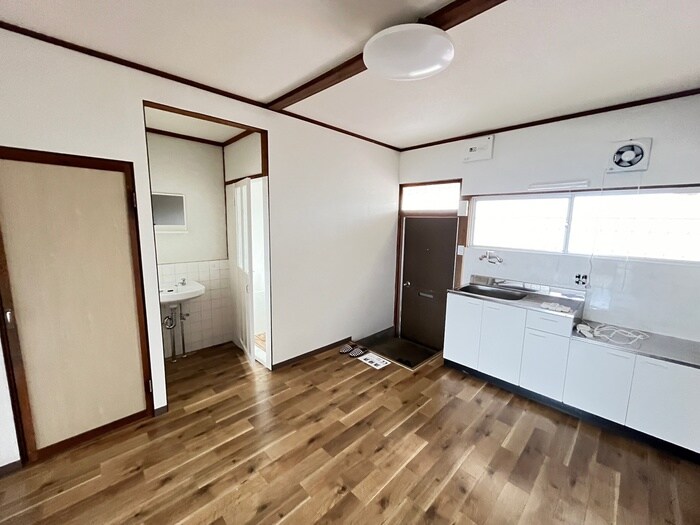 物件内観写真9　(居室)