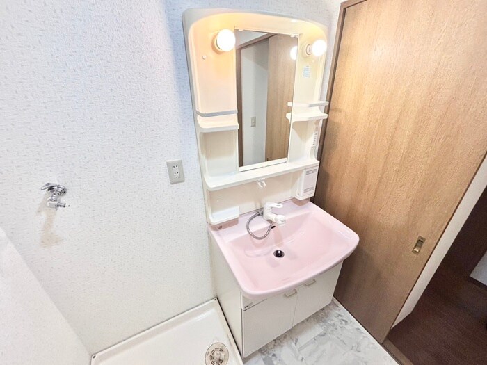 物件内観写真9　(洗面)