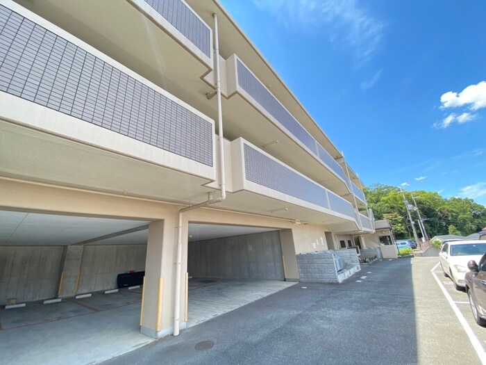 物件外観写真5　(外観写真)