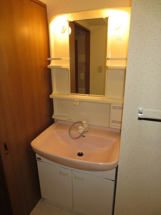 物件内観写真10　(収納)