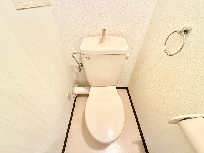 物件内観写真11　(トイレ)