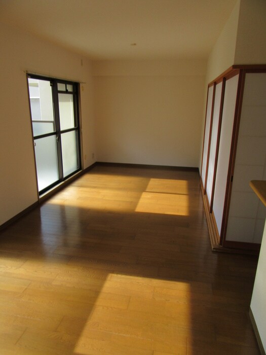物件内観写真15　(居室)