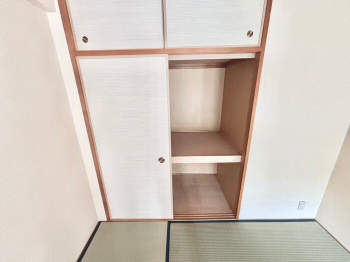 物件内観写真16　(収納)