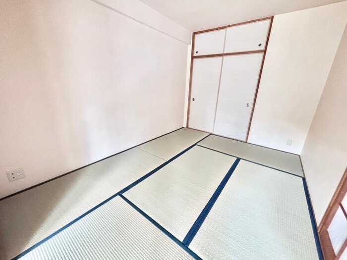 物件内観写真18　(居室)