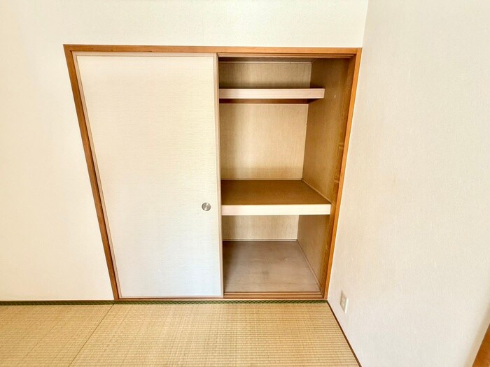 物件内観写真18　(収納)