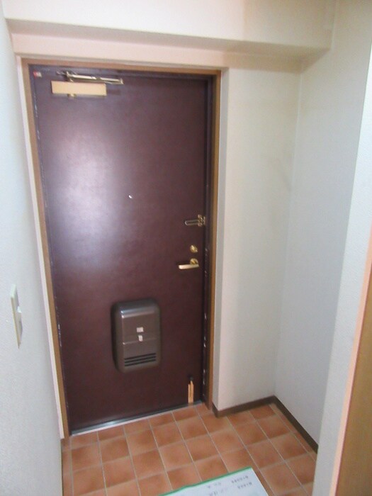 物件内観写真21　(玄関)