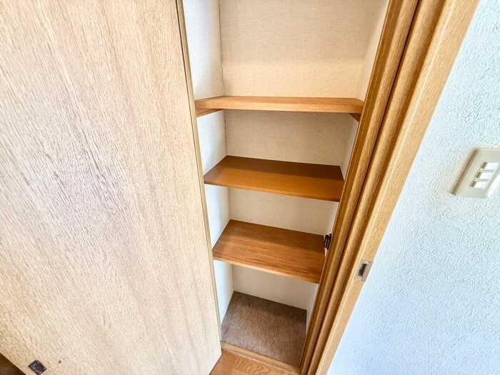 物件内観写真21　(収納)