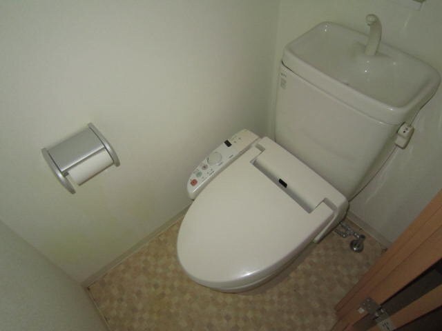 物件内観写真14　(トイレ)