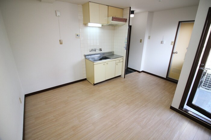 物件内観写真7　(居室)