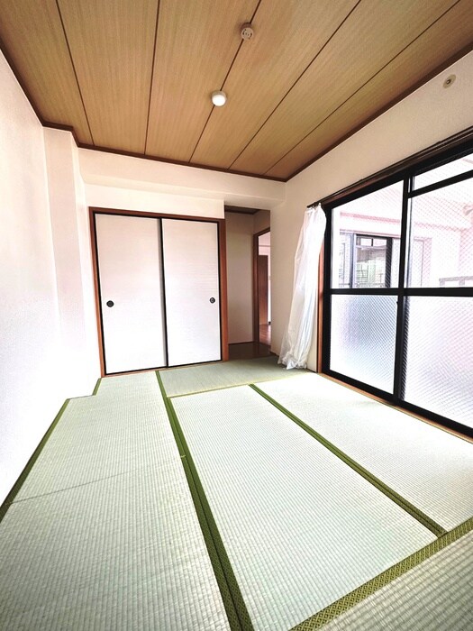 物件内観写真9　(居室)