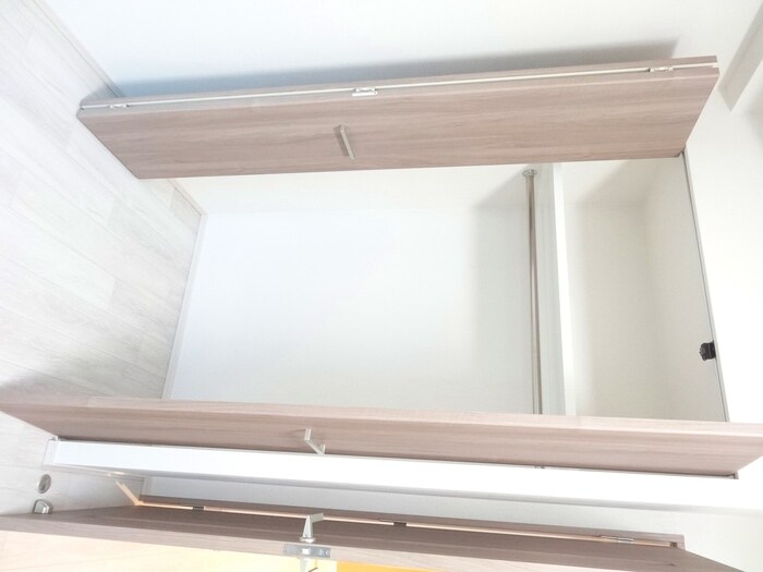 物件内観写真12　(収納)