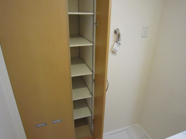 物件内観写真15　(靴箱)