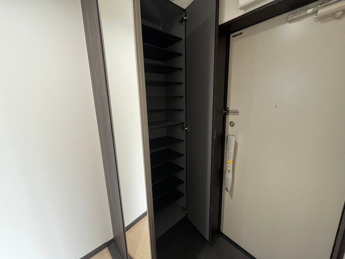 物件内観写真16　(靴箱)