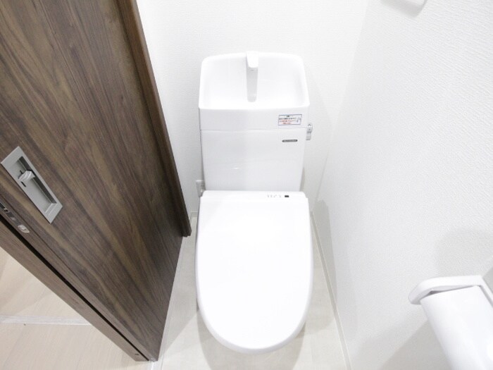 物件内観写真15　(トイレ)