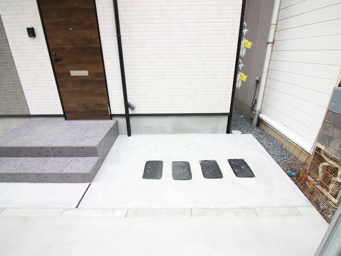 物件外観写真3　(駐輪場)