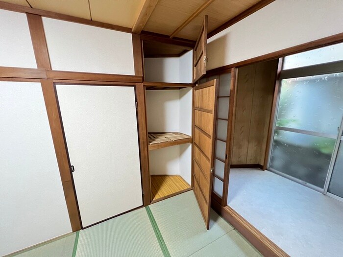 物件内観写真12　(収納)