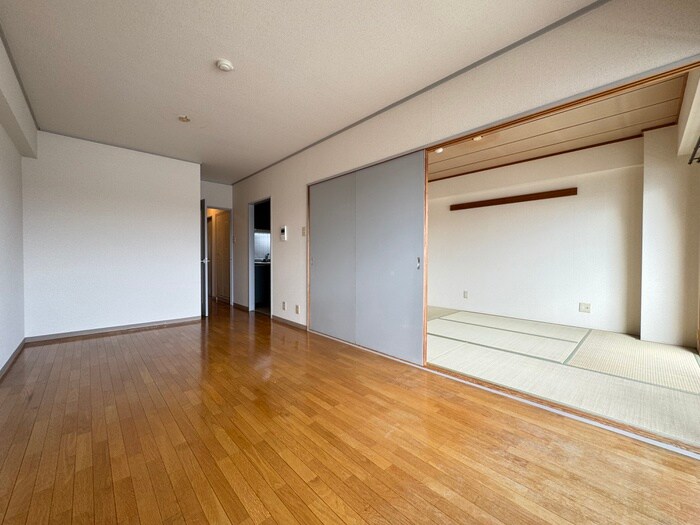 物件内観写真7　(居室)