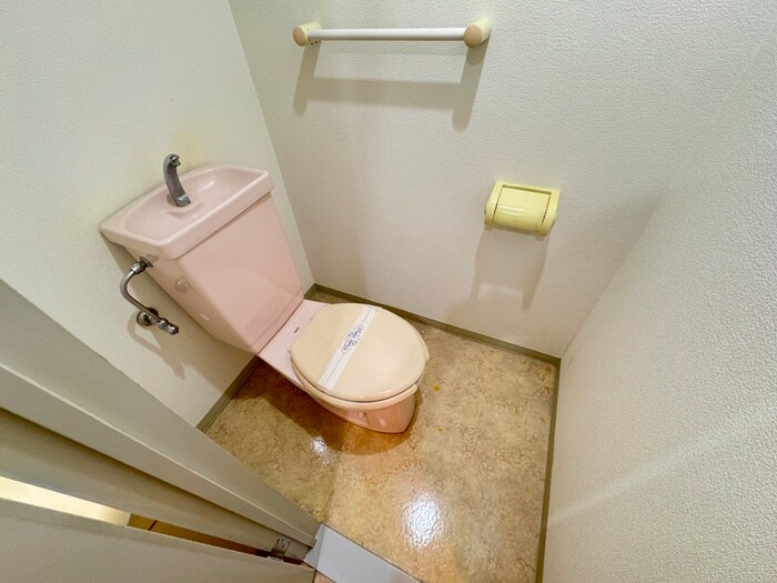 物件内観写真11　(トイレ)