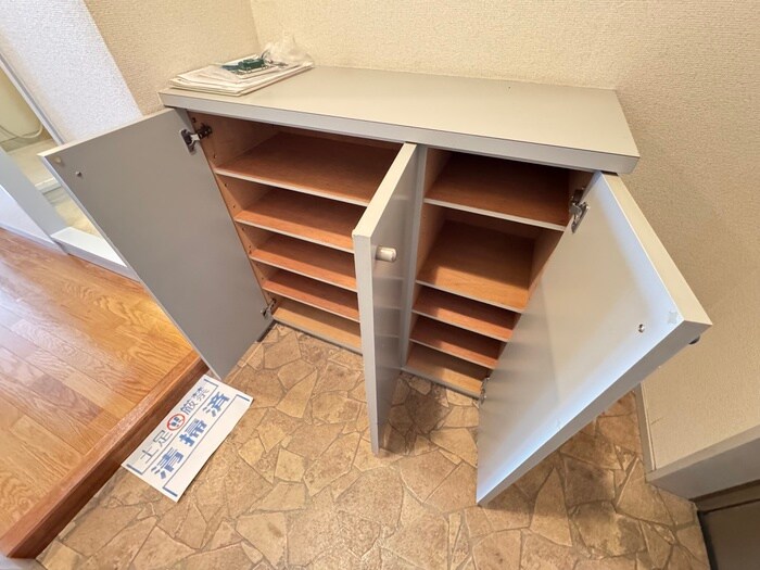 物件内観写真16　(靴箱)