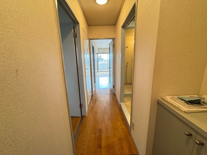 物件内観写真19　(廊下)
